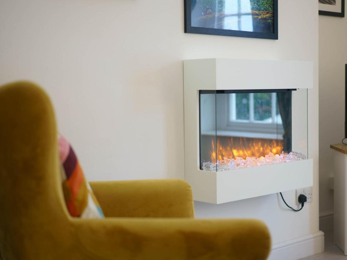 Pass The Keys Modern 2 Bed Flat Overlooking Aberaeron Harbour מראה חיצוני תמונה