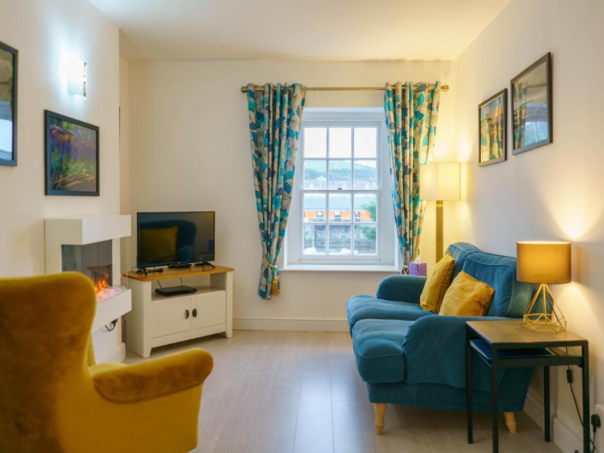 Pass The Keys Modern 2 Bed Flat Overlooking Aberaeron Harbour מראה חיצוני תמונה